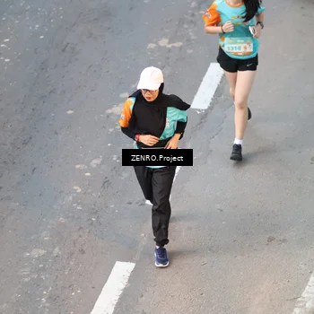 Runner Photo 8337902