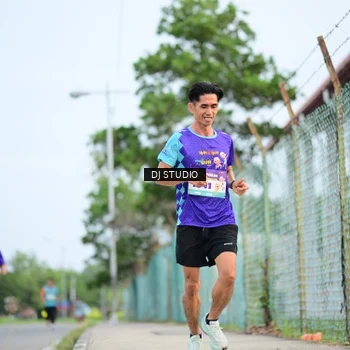 Runner Photo 8337914