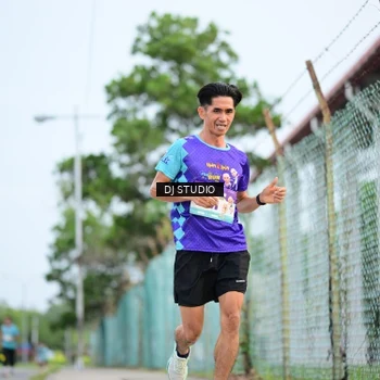 Runner Photo 8337923