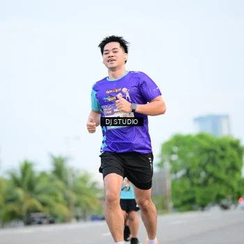 Runner Photo 8337943