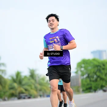 Runner Photo 8337946