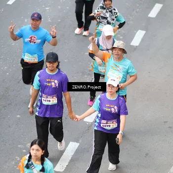 Runner Photo 8338003