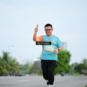 Runner Photo 8338012