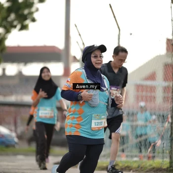 Runner Photo 8338013