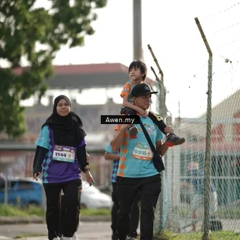 Runner Photo 8338022
