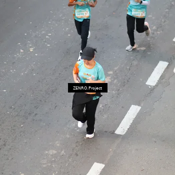 Runner Photo 8338041