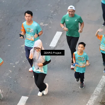 Runner Photo 8338044