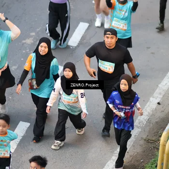 Runner Photo 8338073