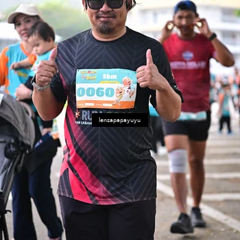 Runner Photo 8338100