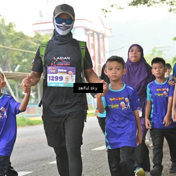 Runner Photo 8338116