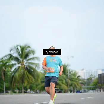 Runner Photo 8338158
