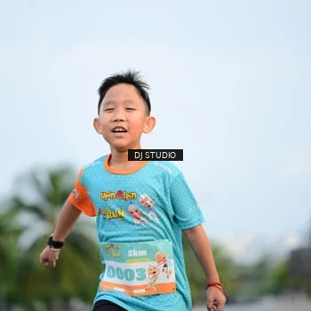 Runner Photo 8338214
