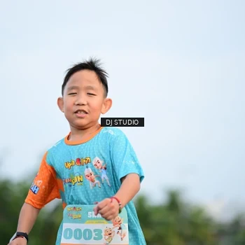 Runner Photo 8338216
