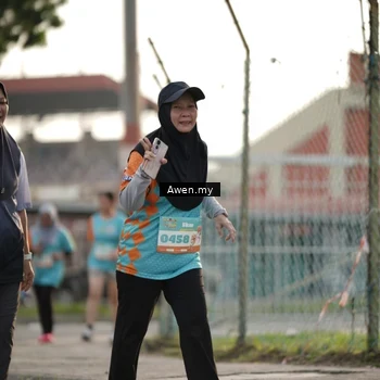 Runner Photo 8338242