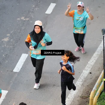 Runner Photo 8338253