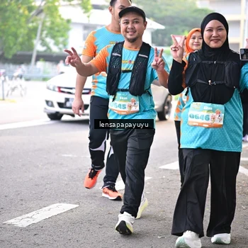 Runner Photo 8338263