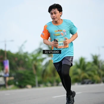 Runner Photo 8338276