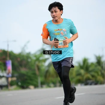 Runner Photo 8338281