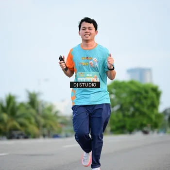 Runner Photo 8338304