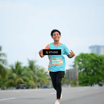 Runner Photo 8338333