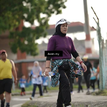 Runner Photo 8338335