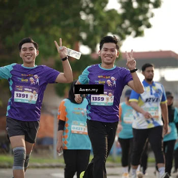 Runner Photo 8338352