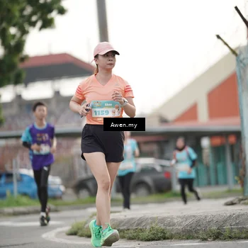 Runner Photo 8338358