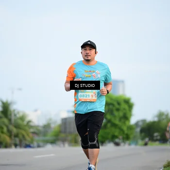 Runner Photo 8338366