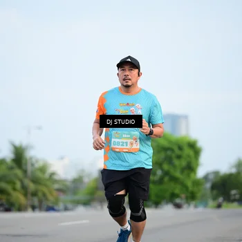 Runner Photo 8338367