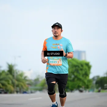 Runner Photo 8338373