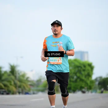 Runner Photo 8338377