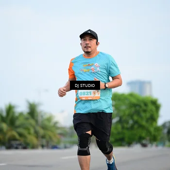 Runner Photo 8338385