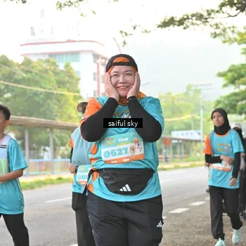 Runner Photo 8338441