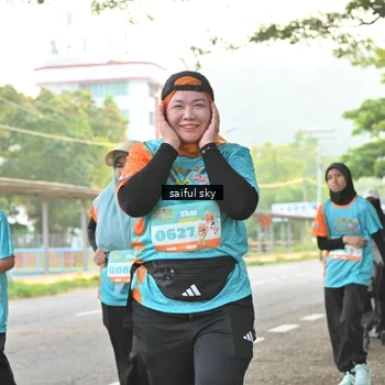 Runner Photo 8338444