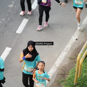 Runner Photo 8338471