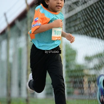 Runner Photo 8338481
