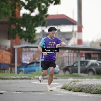 Runner Photo 8338492