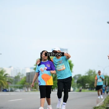 Runner Photo 8338498