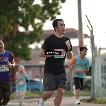 Runner Photo 8338510