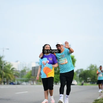 Runner Photo 8338511