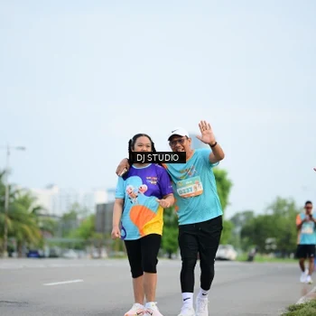 Runner Photo 8338516