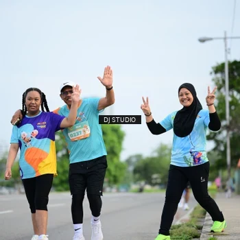 Runner Photo 8338522
