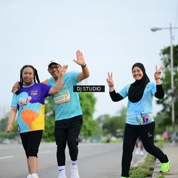 Runner Photo 8338523