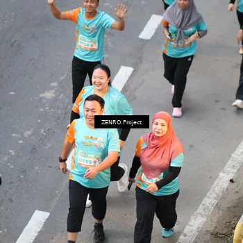 Runner Photo 8338526