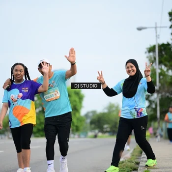 Runner Photo 8338530