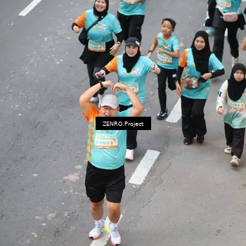 Runner Photo 8338558