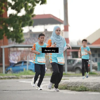 Runner Photo 8338656