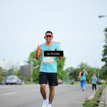 Runner Photo 8338660