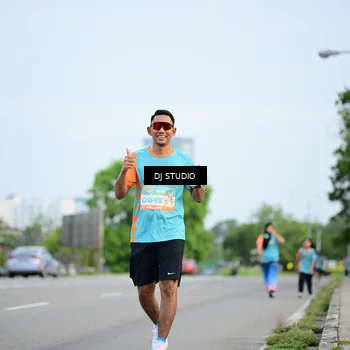 Runner Photo 8338661