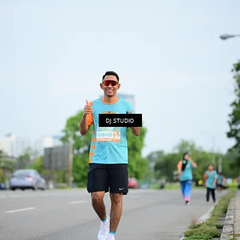 Runner Photo 8338662